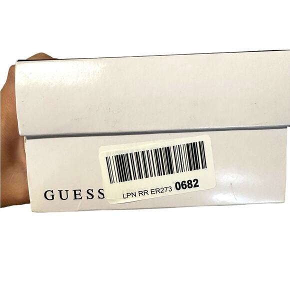 Guess brand gold shiny gladiator style strappy flat ankle sandals 6M boho glam - Picture 5 of 5